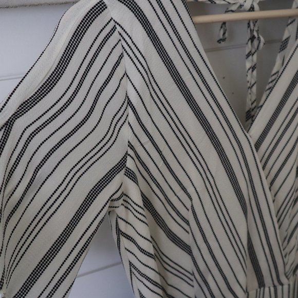 Maurices Size Small Wrap Dress White with Black Stripes - Picture 5 of 9